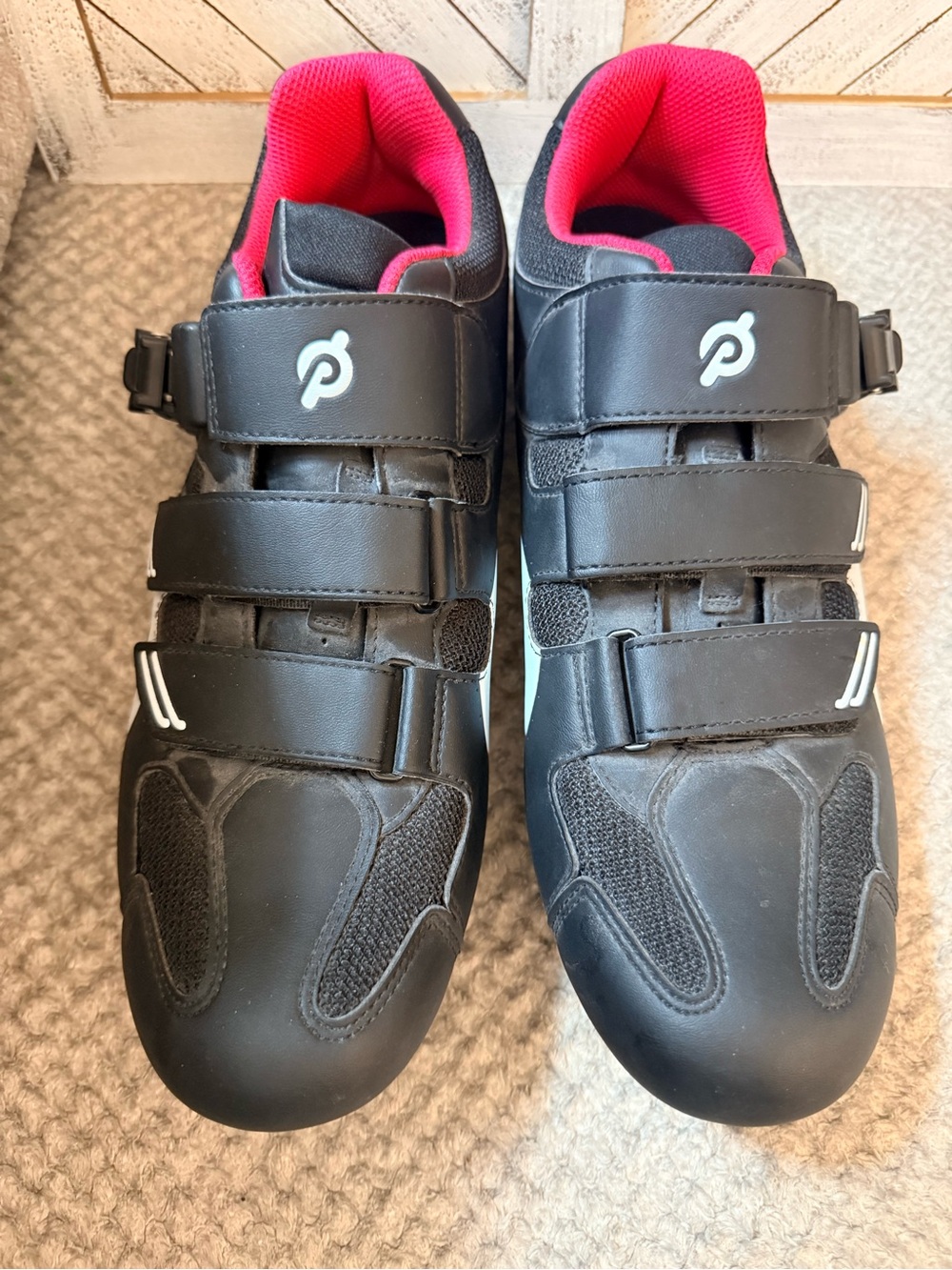 Size 45 Peloton Black Cycling Shoes with Pink Lining and Triple Straps - Picture 2 of 6